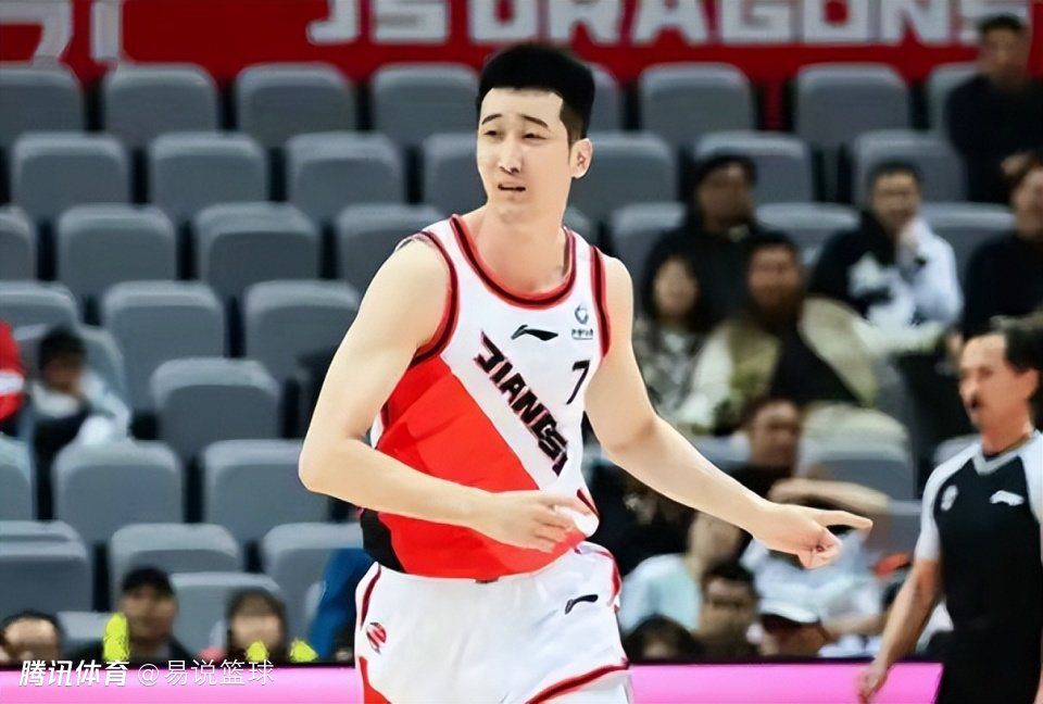 萨拉赫先下一城，伊萨克扳平，琼斯、加克波连下两城，博特曼扳回一球，萨拉赫点球锁定胜局。
